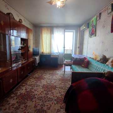 2 кімнатна на 17 кварталі по Карбишева, Сергія Гладуша