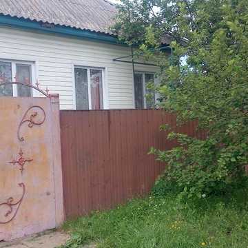 Продам газифіцирований будинок  з грубою