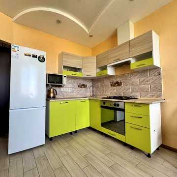 Продам 1-но комнатную с видом на море ул.Горбатко 8