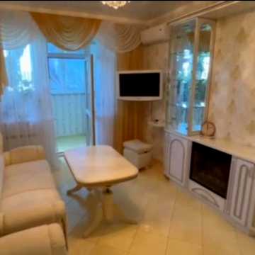 Олега Мудрака вул. (Генерала Наумова), 66