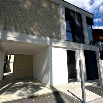 Сучасний будинок 108 м² з газом і центральними комунікаціями