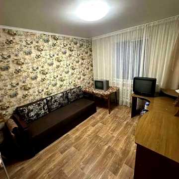 Продаж 4 кімнатної квартири Вечірній