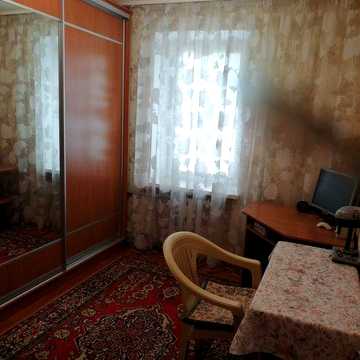 продаж 3 кімнатну квартиру