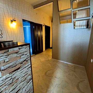Продам 2-х комнатную квартиру в центре города