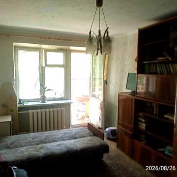 сдам 2к Пполе у метро 4/9 8т