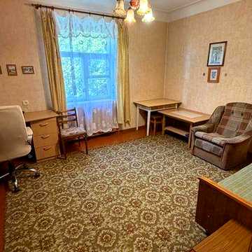 Продам 3-х кімнатну квартиру на Карачунах