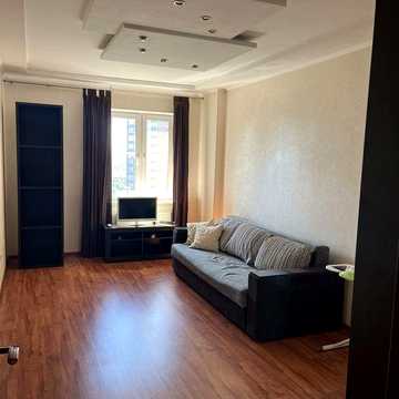 Довгостроково оренда квартири.  Дегтярівська 25а.