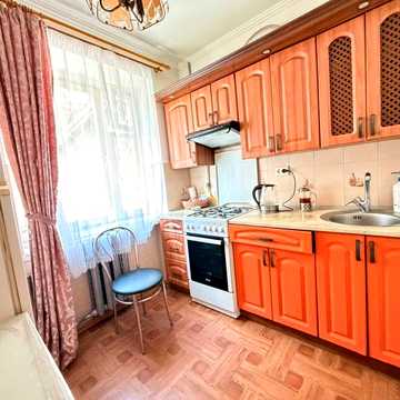 Продаж квартири по вул. Сигнівка. Цегла