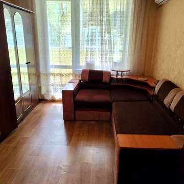 Сдам квартиру возле метро Студенческая
