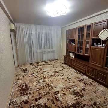 Продам квартиру на Каштанів, Черемушки