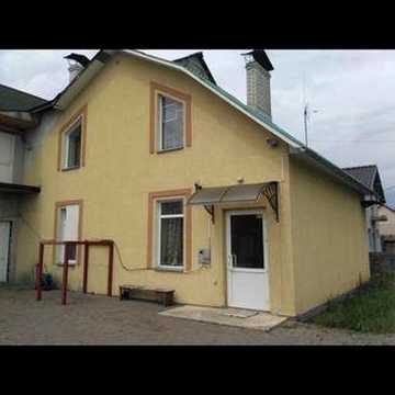 Продаж 2 будинків 675 кв.м