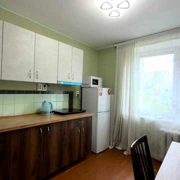 Продаж 2-кімнатної квартири, по вул. Миколайчука, 14