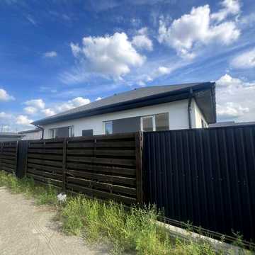 Продаж 3к Дім Весняна вулиця