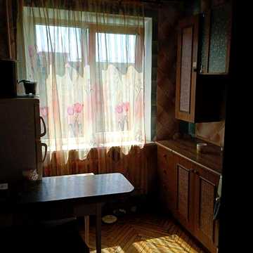 Срочно! Продам 2- х ком. кв. Ак.Королева\Облгаи