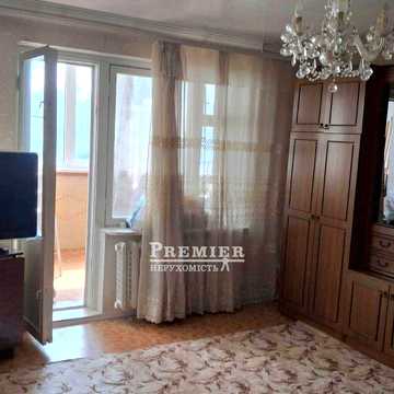 Продам 2-х кімнатну квартиру на Кримській