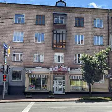 3 кімнатна квартира в самому центрі