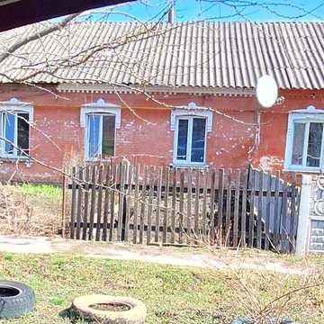 Продам 2-кімнатну квартиру  загальною площею 44,9 м².1 поверх, одноповерховий цегляний будинок.