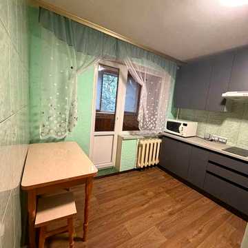 Без комісії(перша здача)! вул. Романа Ратушного, 25 А. 1-кім. кв.34м2