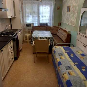 Сдам квартиру в частном доме в селе Усатово с коммунальными