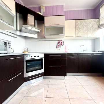 Кудрявський узвіз, 3-Б