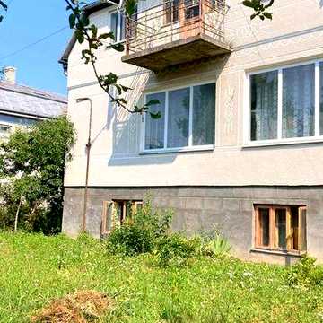 067 130 5141 Продається двоповерховий будинок
