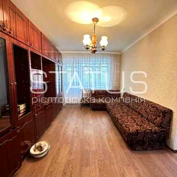 код  17563 Трикімнатна квартира на 2-му поверсі