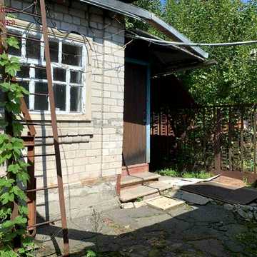 Продам 1/2 будинку у Крюкові