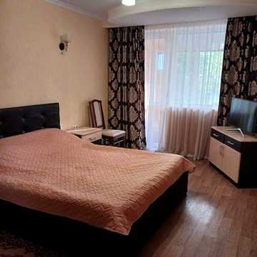 Продаж 3 кімнатної квартири Харківська - СКД