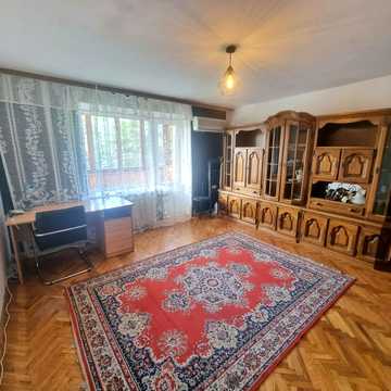 Дегтярівська вул., 6