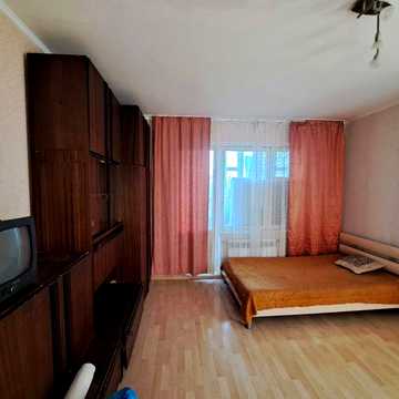 Сдам 1-ую квартиру Черёмушки ул.Варненская/ул.Инглези 40м 7000грн длительный срок