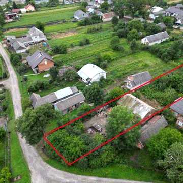 Продаж будинку з земельною ділянкою Львівська область, с. Завидовичі