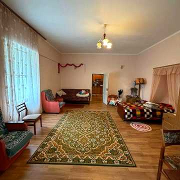 Продам 3-кімнатну квартиру