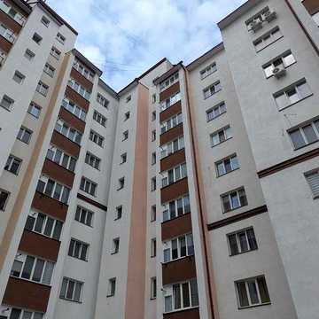 Здана 2 кім. квартира готова до ремонту, 3 поверх