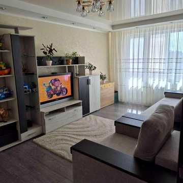Продаж 3 кімнатної квартири вул Незалежності