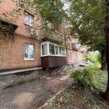 Продаж 3-кімнатної квартири під ремонт | вул. Петра Калнишевського
