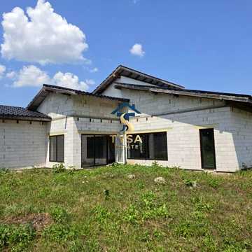 БЕЗ КОМІСІЇ: Сучасний будинок (165 м²) з преміальних матеріалів за крок від центру міста!