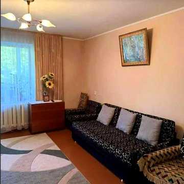 3-к квартира 67.3 кв.м, вул. Тараскова, цегляний будинок.