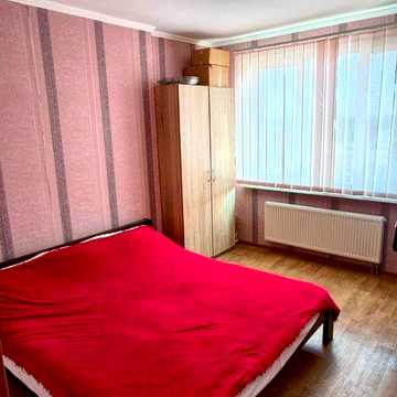 Без комісії 2-х кімн. кв. 60 м2, Б. Гмирі 17, масив Осокорки, метро Позняки