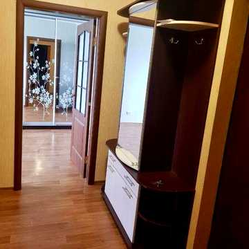 2 х кімн.Ващенка 7 .м Осокорки16.000