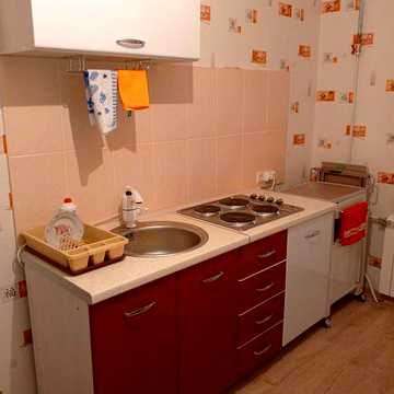 1 ком.кв. в общежитии, хозяйка.