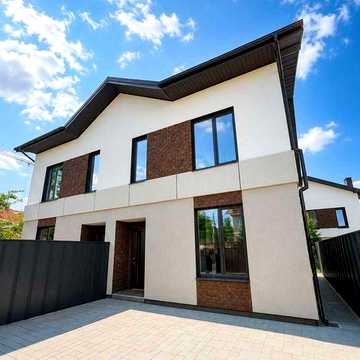 Продам дуплекс в Ірпені біля парку Незнайка — 89,5 м², мансарда  40 м²,  1,7 сотки землі , 3 рівні, газ та всі центральні комунікації, затишна локація