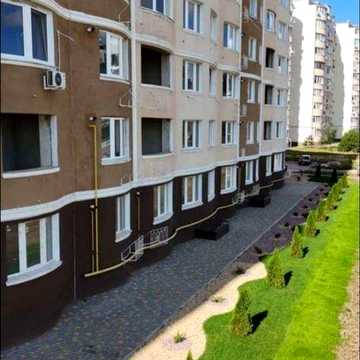 Продам 1 комнатную квартиру в новом доме 26 000 $ 41 м².. ЖК Юг Инвест