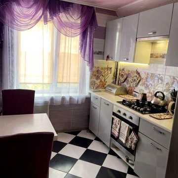 сдам 2 комнатную квартиру на 3 южном