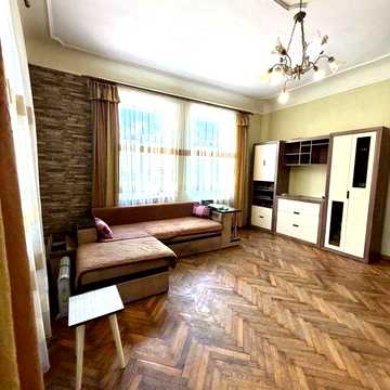 Продаж 2-к квартири Центр