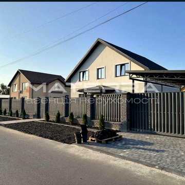 Віта-Поштова поруч с Нове будинок  з  ремонтом