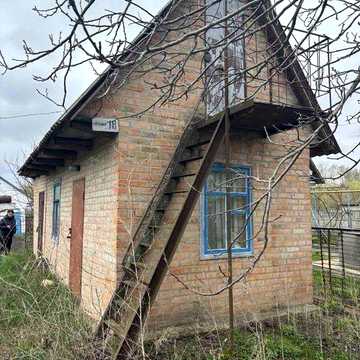 Будиночок на земельній ділянці 25 сотих