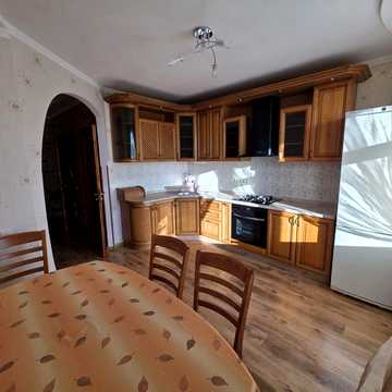 сдам 1 к кв 50м2 на Королева Тополева ост Школа, Вузовский, эт 7, газ, посудомойка