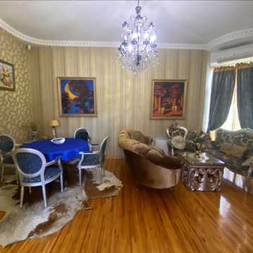 Продаж,  Квартира,  4 кімнати,  148 м²,  Маразлиевская,  Центр,  Одесса