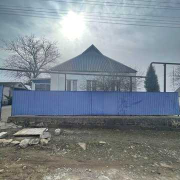 Продам дім в Лозуваткі