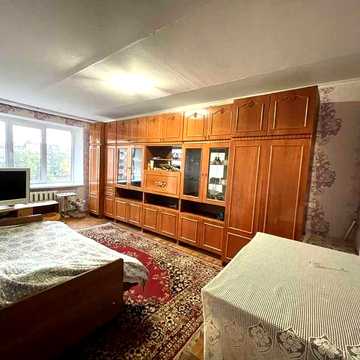 42937 Продаж 3к квартири на Дубово , хороший стан